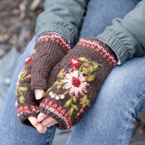 Lost Horizons Knitwear Olivia women's wool knit handwarmers